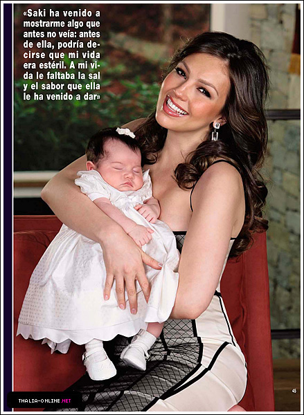 http://www.thalia-online.net/photos/albums/gallery/magazines/2007/Hola-Nov/normal_03.jpg